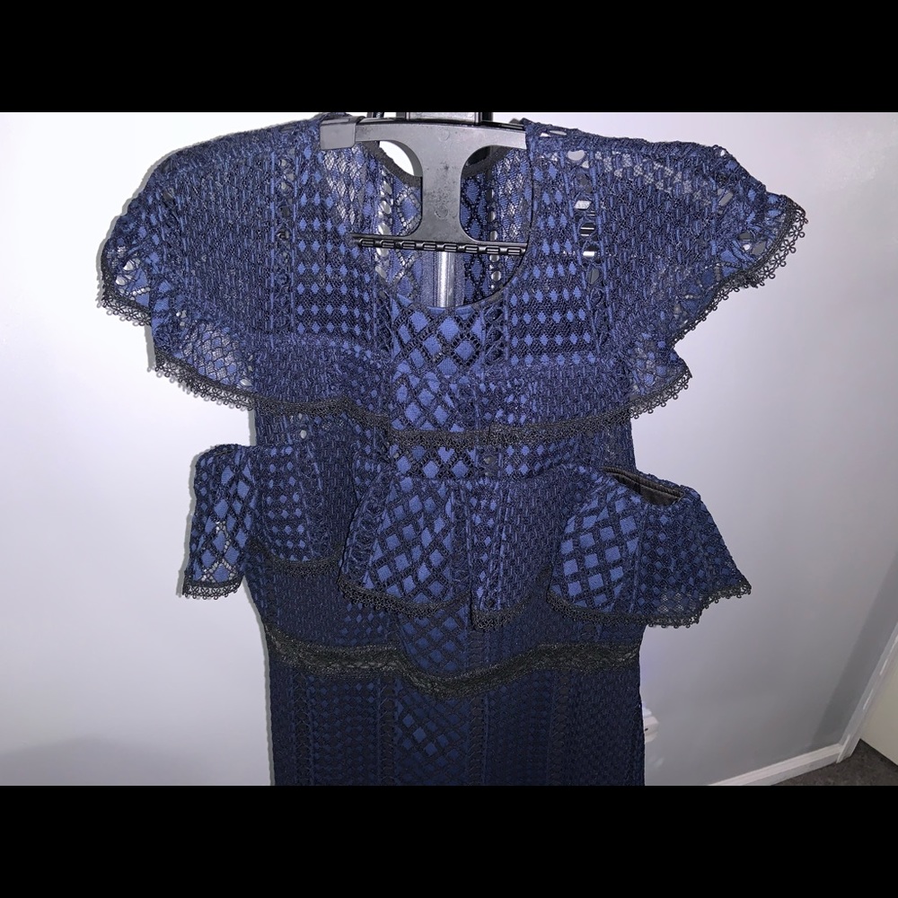 Jay Godfrey Ruffle Lace Dress (12) - Picture 5 of 8